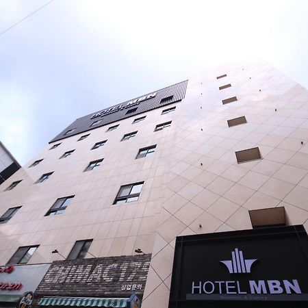 Mbn Hotel Changwon Exteriör bild