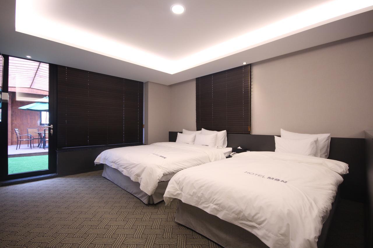 Mbn Hotel Changwon Exteriör bild